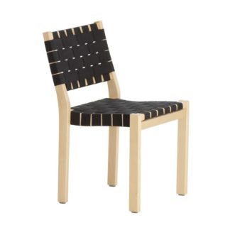 Chair 611 Chair 611 frame in naturel gelakt berken zit en rug in gevlochten band 100% linnen, zwart op Artek viltglijders