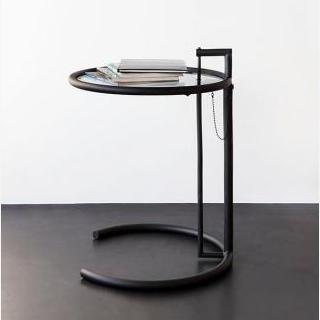 Adjustable TableAdjustable Table, Zwarte versie: frame in zwart, blad in helder glas